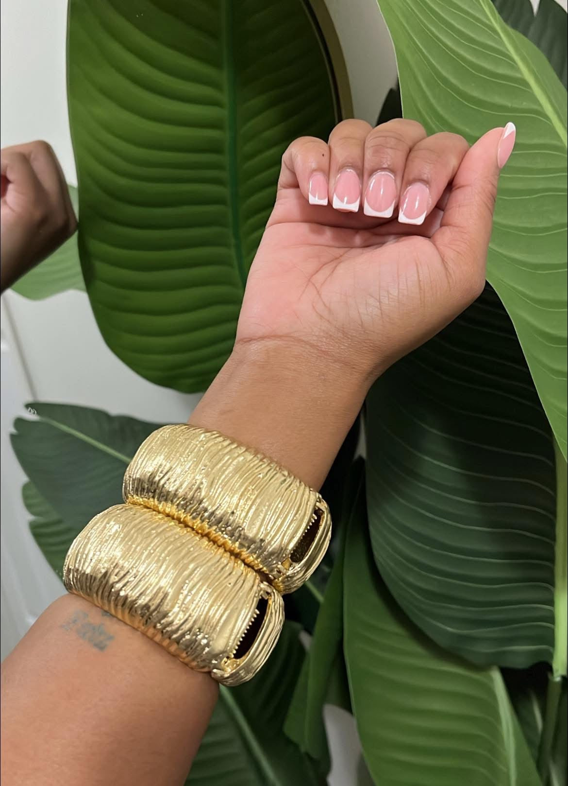 ARM CANDY BANGLE (1 pc)
