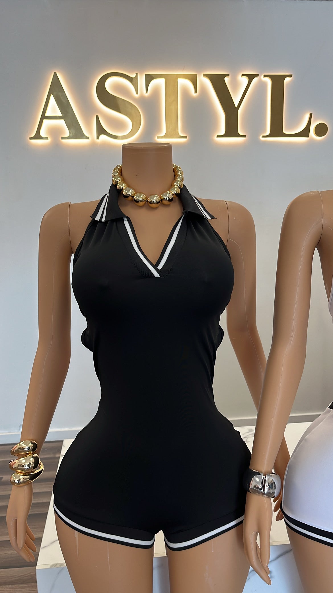 “Tori” Romper (Black)