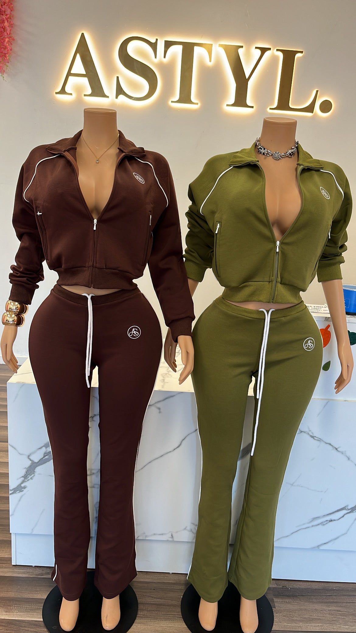 “Famè” Loungewear Set (BROWN)